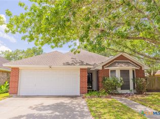225 Spur Dr, Victoria, TX 77904