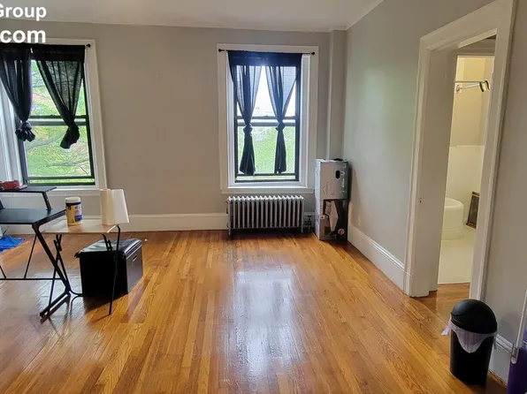 44 Fenway APT 10, Boston, MA 02215