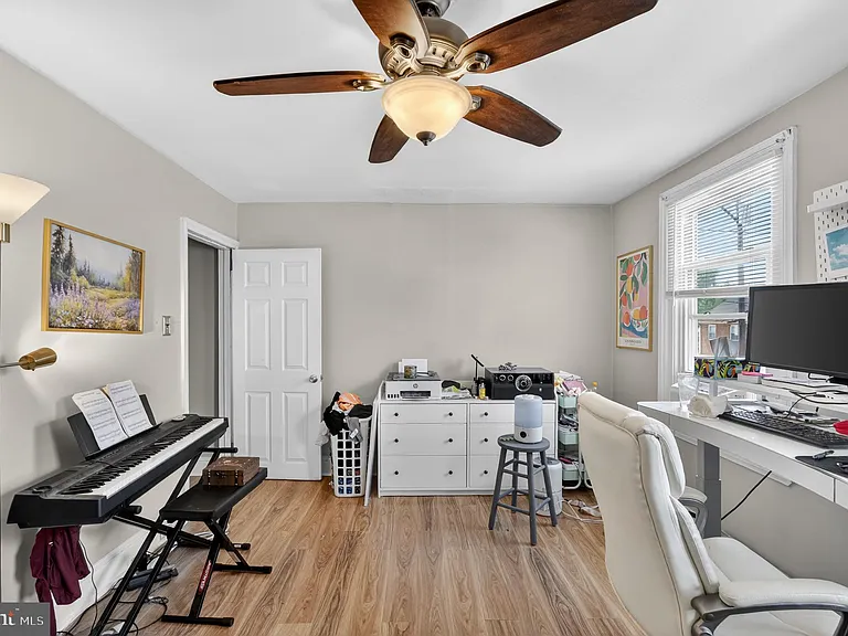 475 Old Elm St — Photo 20