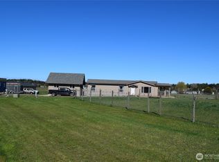 260 Secluded Way, Sequim, WA 98382