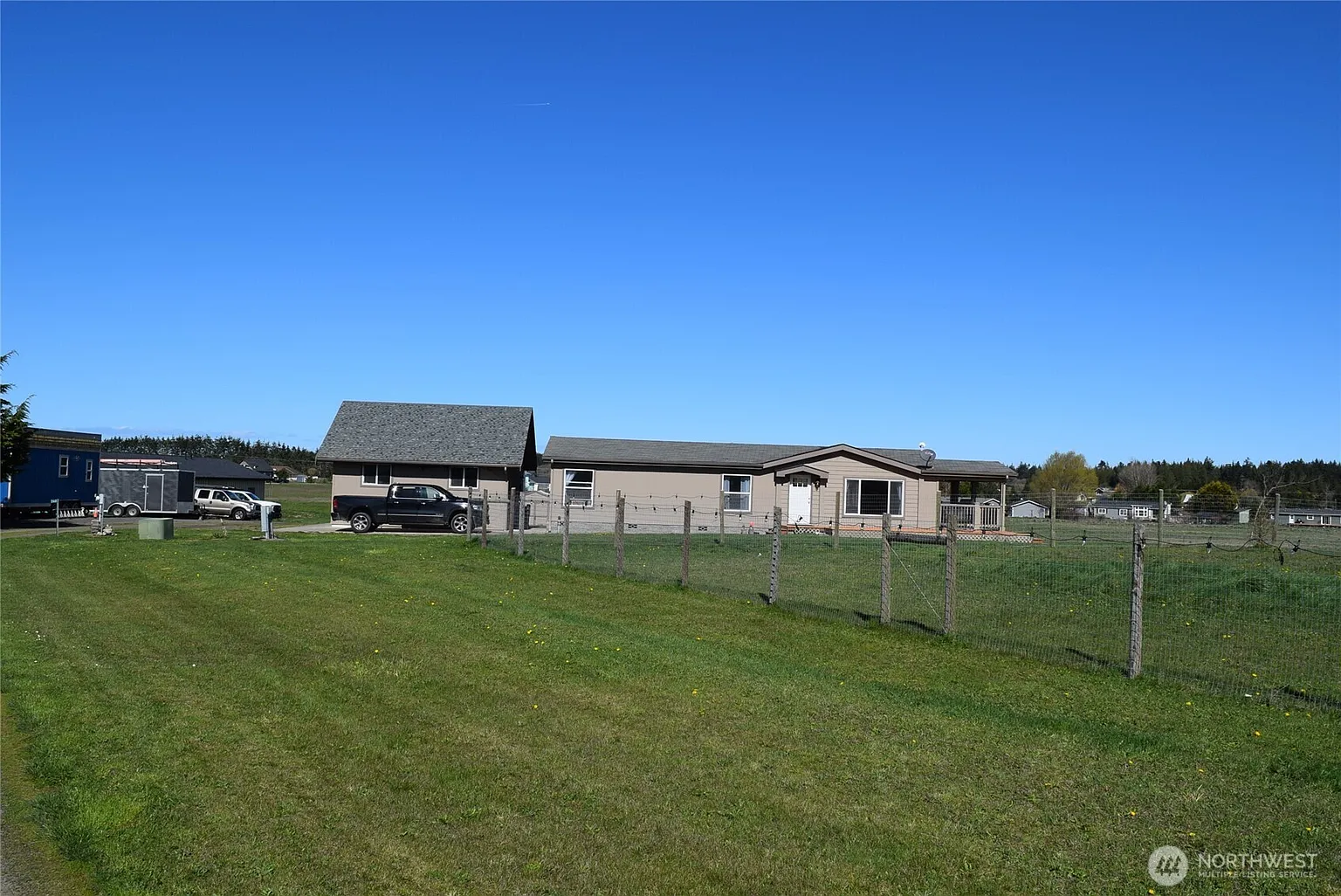 260 Secluded Way photo 1