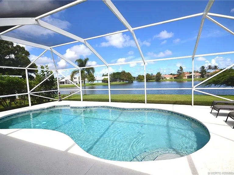 753 NW Waterlily Pl — Photo 20