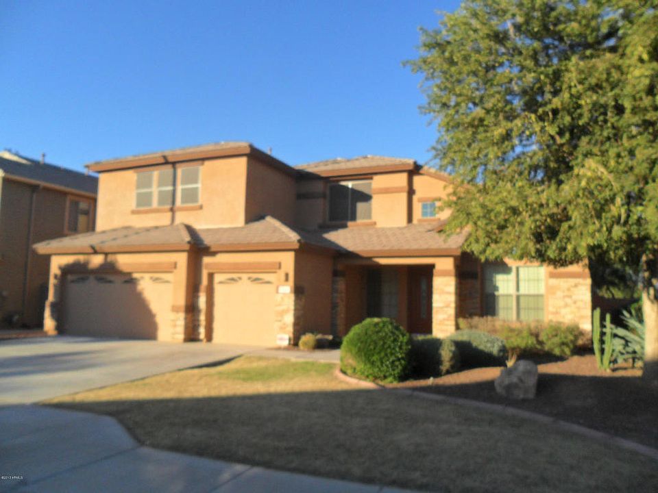 1st image of 2868 N 151st Ave