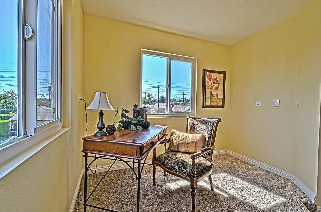 8727 Arcadia Ave — Photo 14