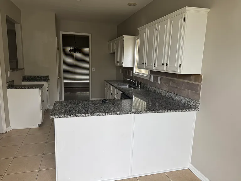 1201 Deer Trail Rd — Photo 7