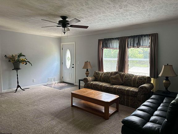 4th image of 60 Craig Run Rd