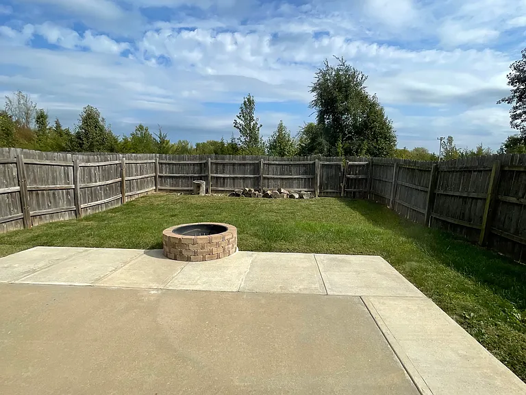 1430 Marilee Dr — Photo 5