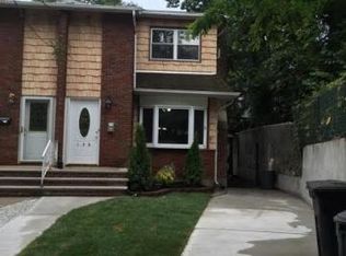 128 Rustic Pl, Staten Island, NY 10308