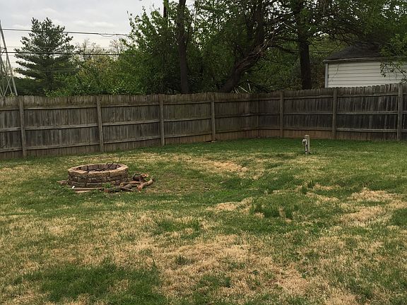 5th image of 1165 Saint Patrice Ln