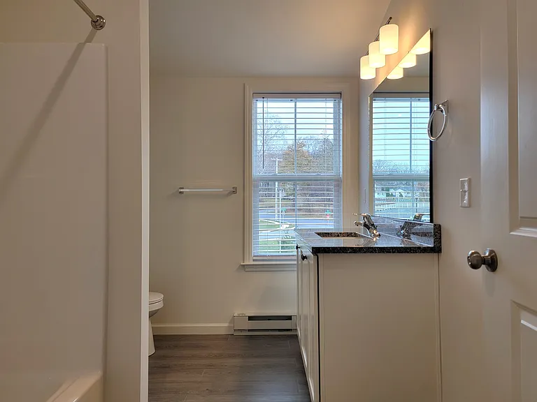 4530 Commerce St #202 — Photo 15