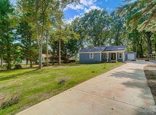 350 Poplar St #40, Lincolnton, NC 28092