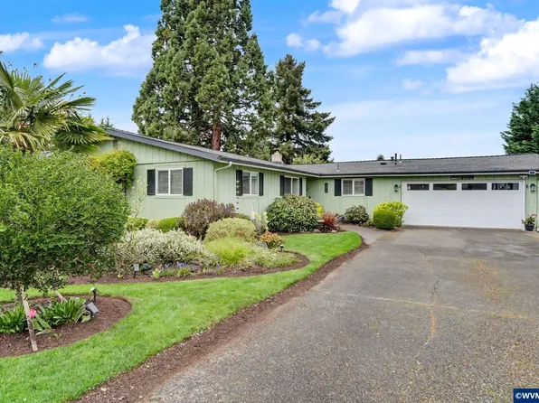 1075 Moneda Ave N, Keizer, OR 97303