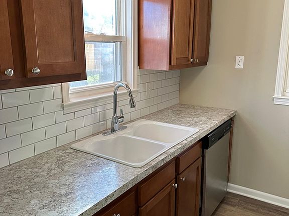 Brand new kitchen with all new appliances (range and refrigerator will be installed by 11/20/2022)