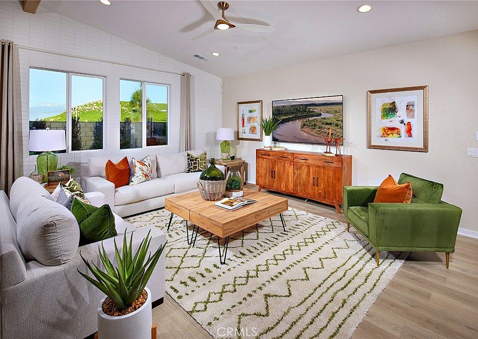 29557 Saddle Dr, Winchester, CA 92596 | Zillow