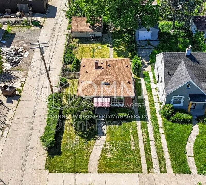 11529 Roxbury St