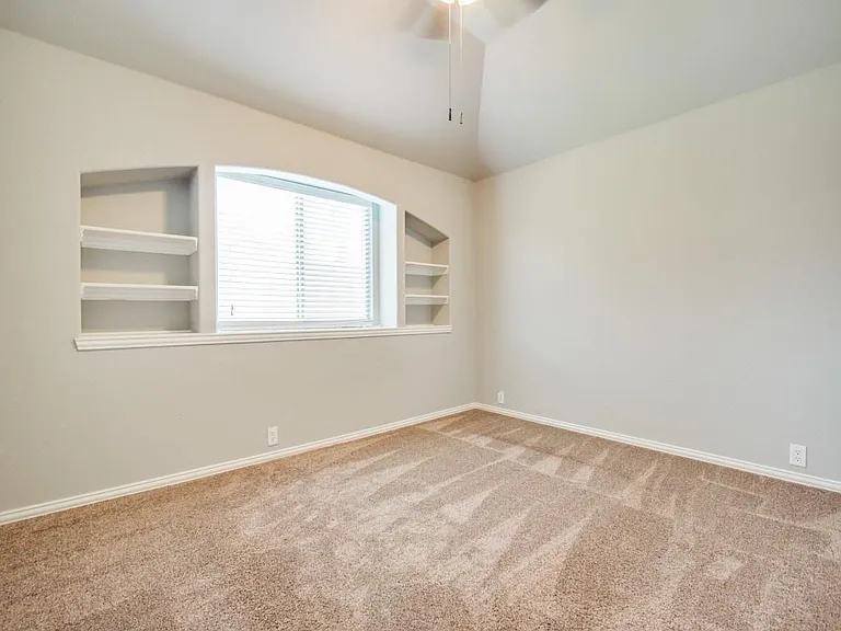 1410 Cedar Ridge Dr — Photo 16