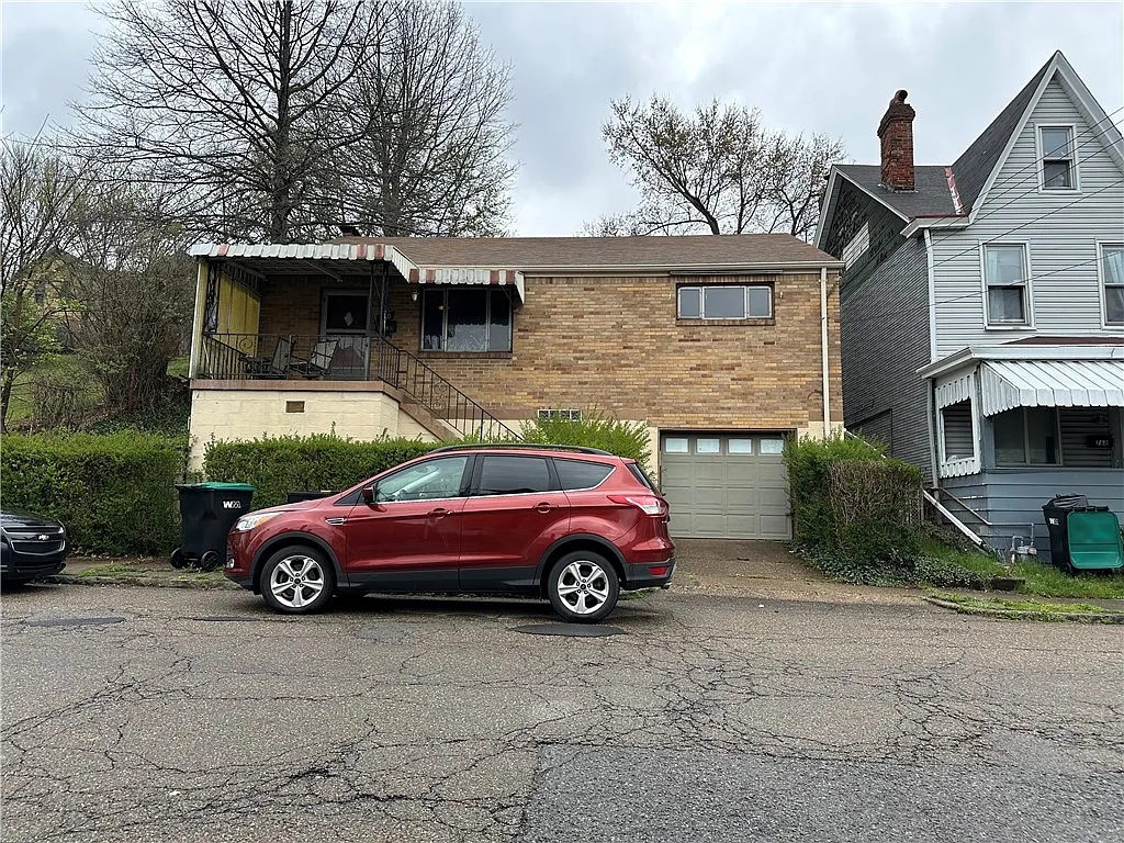 770 Boquet St photo 1