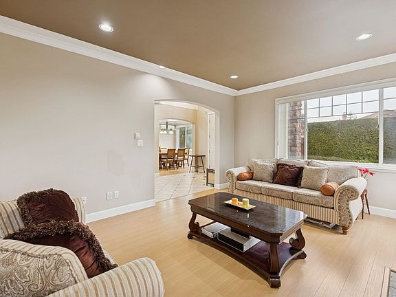 5th image of 8771 No 2 Rd