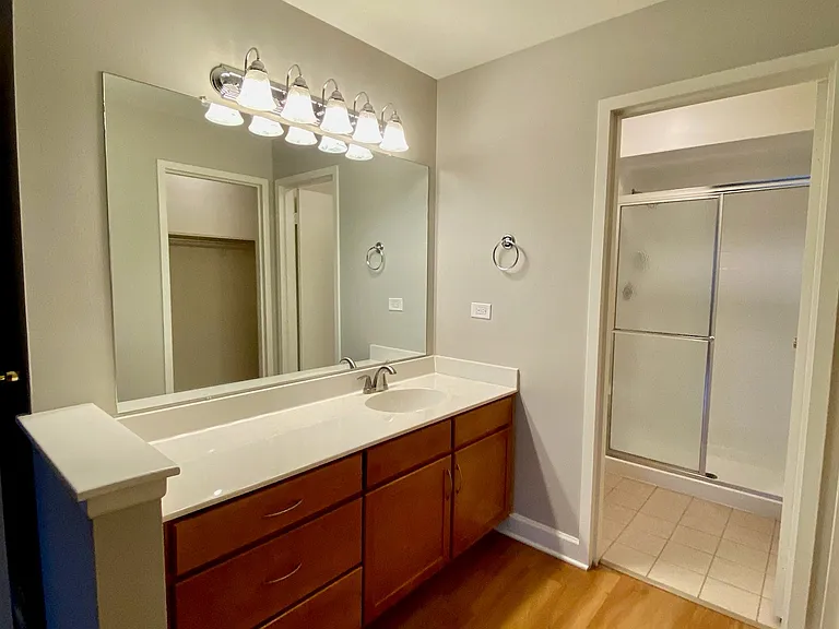Farmingdale Apartments — Photo 51