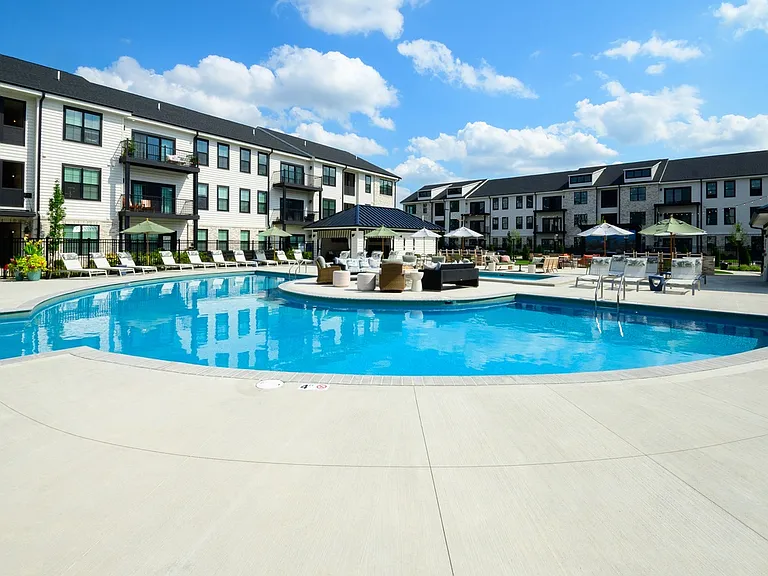 Kempton Apartments — Photo 20