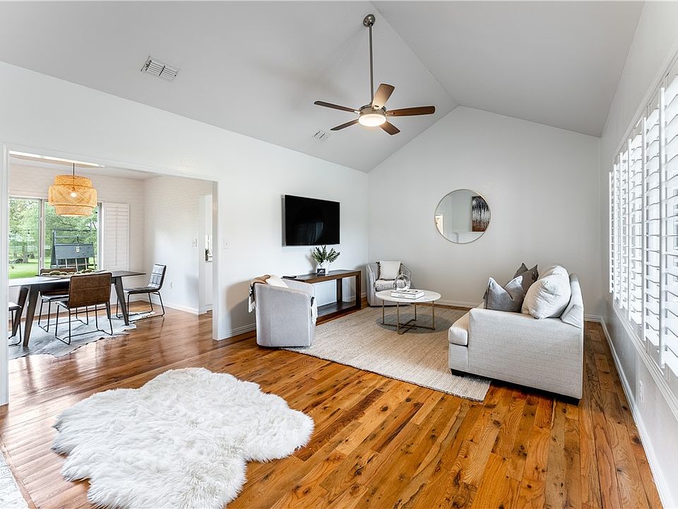 1st image of 7900 Agarita Dr
