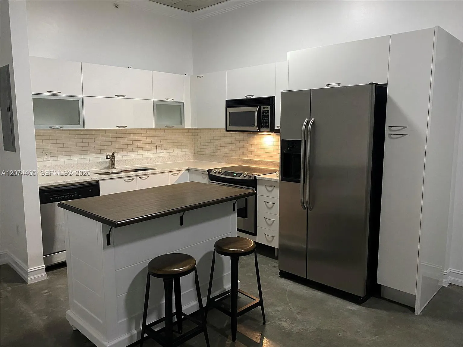 The Loft Downtown Ii Cond — Photo 4