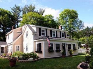136 Rhode Island Rd, Lakeville, MA 02347