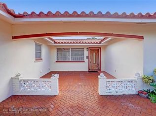 711 SW 68th Blvd, Pembroke Pines, FL 33023