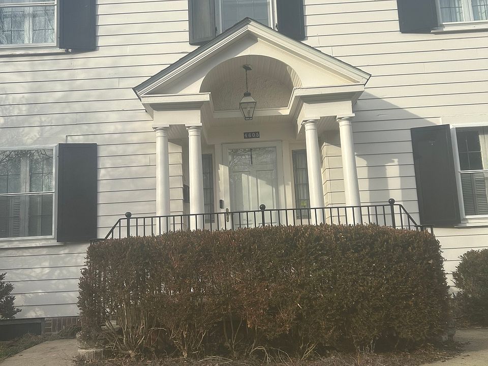 2nd image of 4605 Broadway St