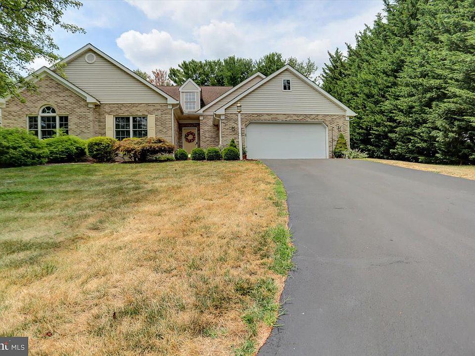 1st image of 18702 Dover Dr