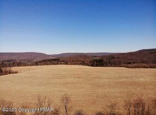 914 Clamtown Rd, New ringgold, PA 17960