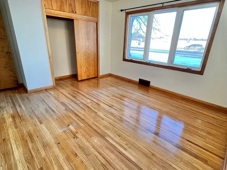 4909 E Linden Ln — Photo 21