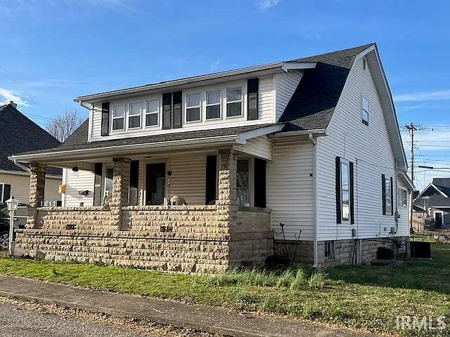 1617 9th St photo 1