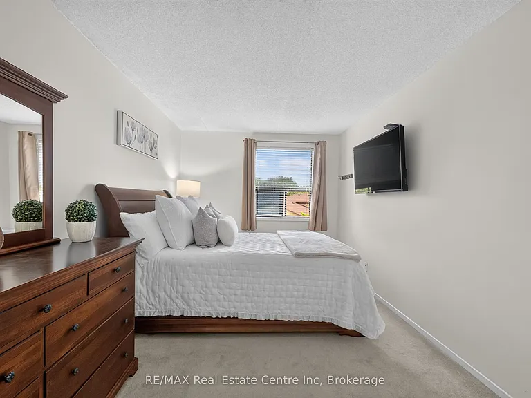 65 Silvercreek Pkwy N #401 — Photo 26