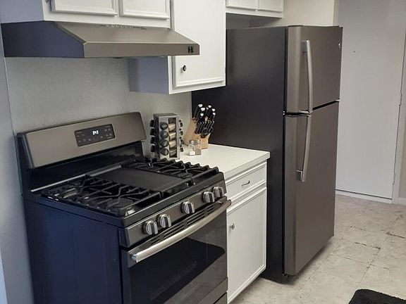 2nd image of 5290 Southbrook Ct Unit 48