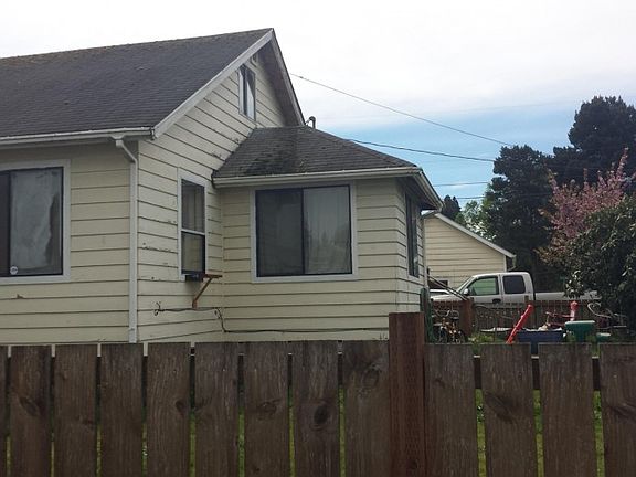 4th image of 1902 7th St
