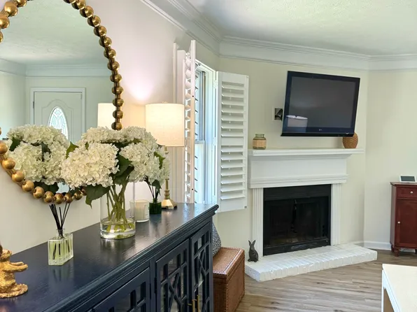 240 Seagraves Dr #240, Athens, GA 30605