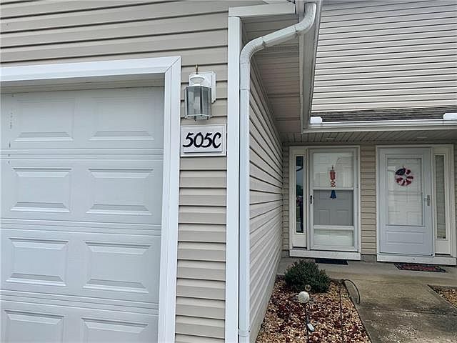 1st image of 505 NE 1st St APT C