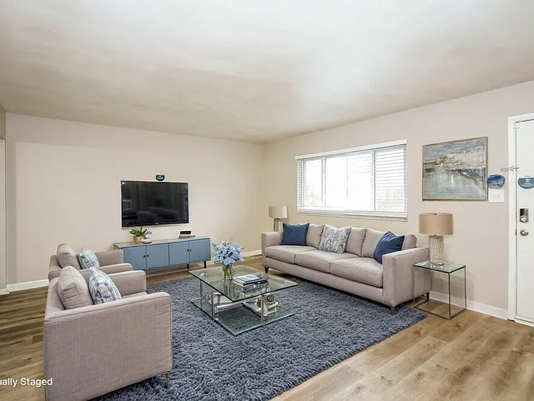 51 N Galeston Ave — Photo 4