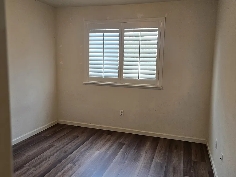 1871 Ravenna Way — Photo 5