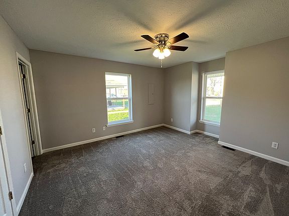 3rd image of 507 N Elm St
