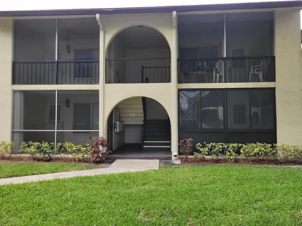 5993 La Pinata Blvd, Greenacres, FL