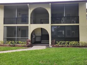 5993 La Pinata Blvd, Greenacres, FL
