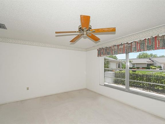 5th image of 4357 Eastwood Ln
