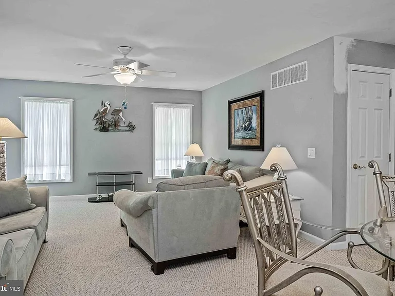306 Rio Grande Ave — Photo 10