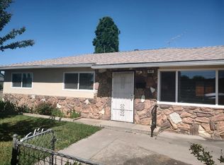 917 Davis St, Madera, CA 93638