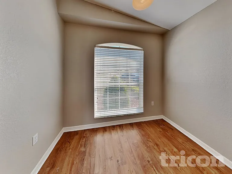 3382 Winchester Estates Cir — Photo 4