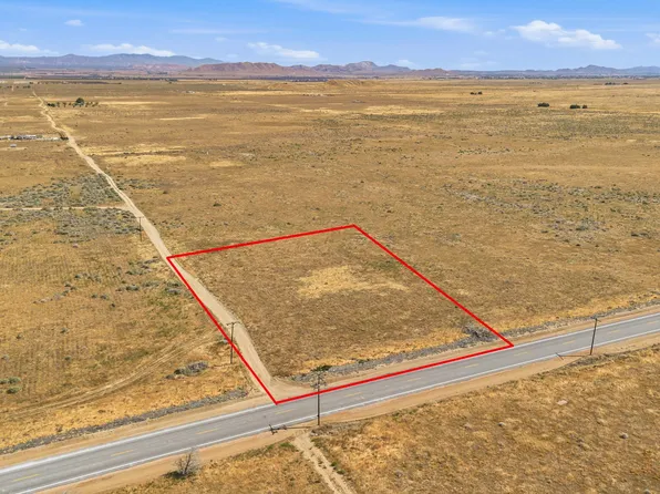 10500 W Avenue D, Lancaster, CA 93536