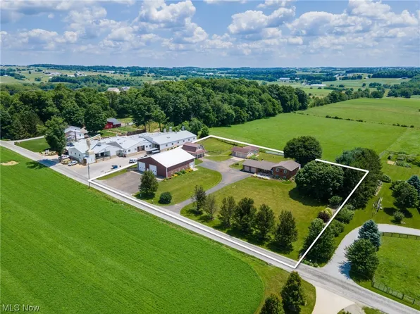 8347 Frease Rd, Fredericksburg, OH 44627