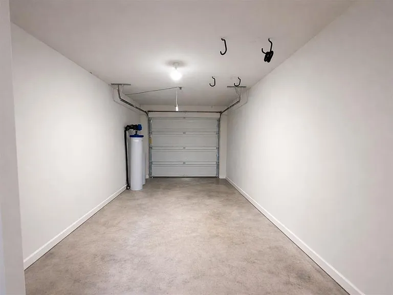 3000 Cressler Ln — Photo 16